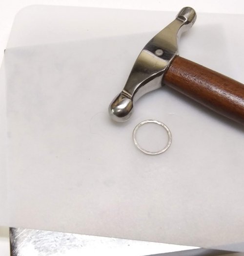 Judy Larson's Making Chain with Wubbers and Wire - , Contemporary Wire Jewelry, Making Chain, Chain Making , Butane Torch, Soldering, Solder, making chain with wubbers and wire
